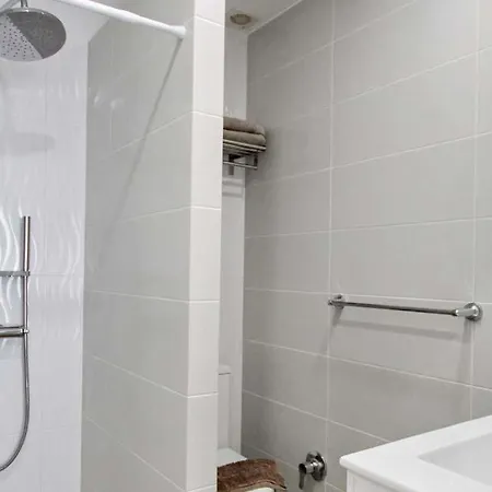 Playa De Fanabe Sleeps 10 Pool Air Con Wifi أذيخي