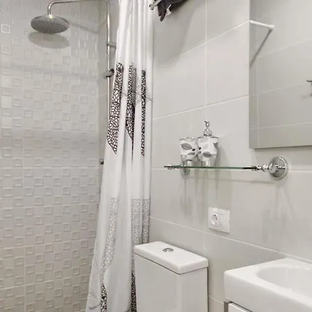 Playa De Fanabe Sleeps 10 Pool Air Con Wifi أذيخي